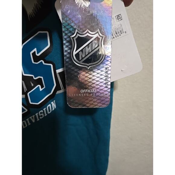 NHL San Jose Sharks Boys XL 16/18 Tee Shirt Graphic - Picture 3 of 9